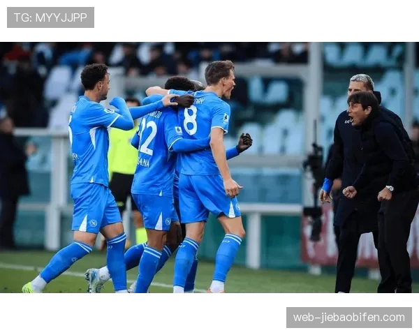 人物特写:从边缘人到核心,不来梅中场比滕考特在2025-26赛季的蜕变。 人物特写:从边缘人到核心,不来梅中场比滕考特在2025-26赛季的蜕变。